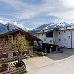 Holiday home Schmiedhaus *