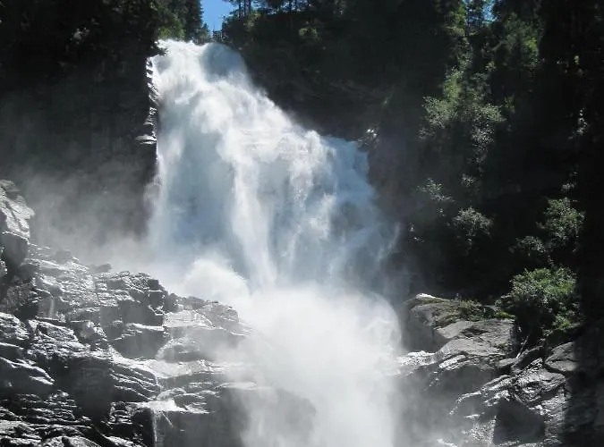 Schmiedhaus كابرون