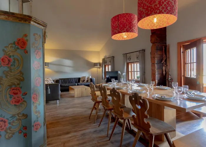 Schmiedhaus بيت للعطل